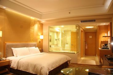 هتل Crowne Plaza Dandong