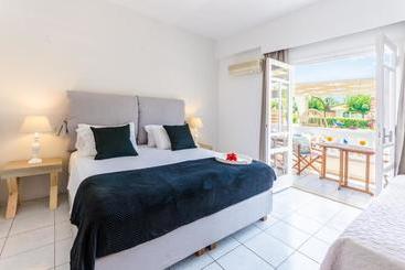 Vergina Studios & Apartments
