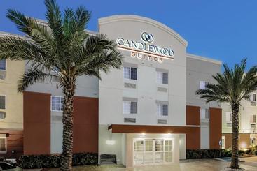 هتل Candlewood Suites Houston Nw  Willowbrook, An Ihg