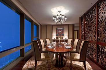 هتل Sheraton Seoul D Cube City