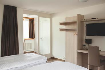 هاستل Auberge De La Sauge