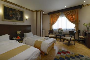 Ferdowsi International Grand Hotel