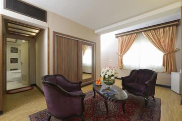 Ferdowsi International Grand Hotel