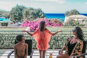 فندق Atlantica Eleon Grand Resort