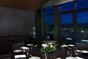 هتل Hyatt Regency Ekaterinburg