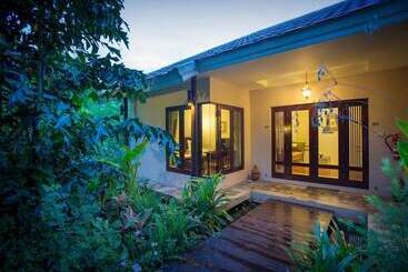 هتل Phuwanalee Resort