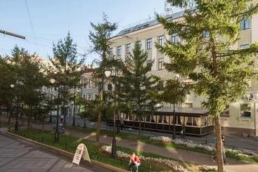Online Hostel