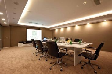 هتل Holiday Inn Gebze Istanbul Asia, An Ihg