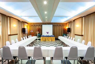 Hotel Grand Tara Garden Thai