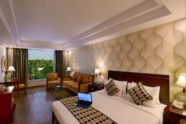 בית מלון כפרי Clarks Inn Airport, Hubli