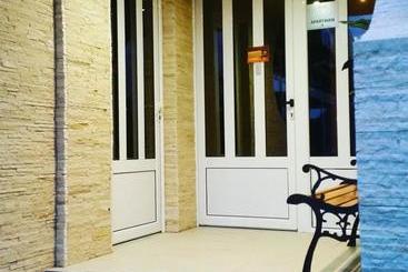 Villa Jadran Apartments