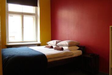 Naughty Squirrel Backpackers Hostel