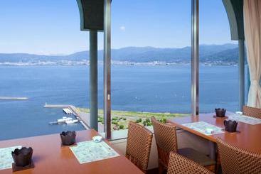 هتل Suwa Lake Side