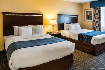 فندق Comfort Suites Nacogdoches