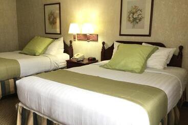 فندق Americas Best Value Inn And Suites Saint Charles