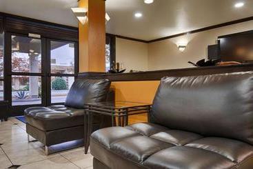 هتل Best Western Orchard Inn