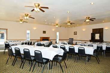 Surestay Plus Hotel By Best Western Berkeley Springs