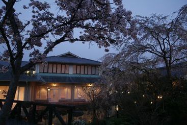 هتل Ryokan Hokumon Yashiki