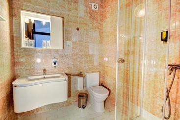 هتل City Point Rooms
