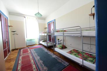 Riva Hostel Pula