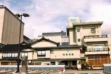 Wakaba Ryokan
