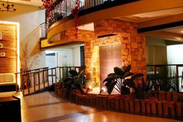 Lancaster Hotel Cebu