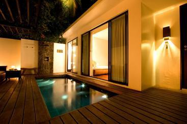 هتل Abaca Boutique Resort