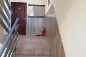هتل Accommodation Elegance