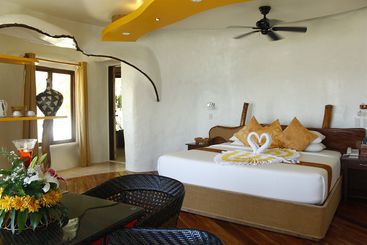 هتل Boracay West Cove