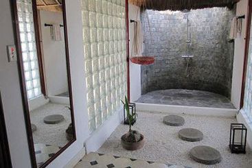 هتل Le Domaine De Tam Hai Resort