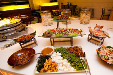 هتل Four Points By Sheraton Sandakan