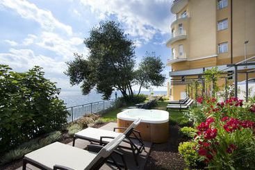 هتل Remisens Premium & Romantic Villa Ambasador