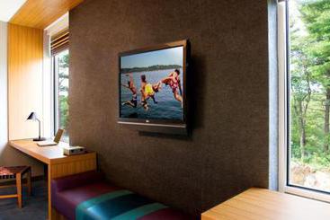 هتل Aloft Chandigarh Zirakpur