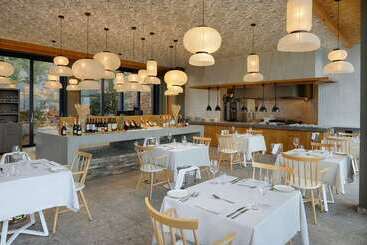 هتل Domes Aulus Elounda All Inclusive Resort, Curio By Hilton