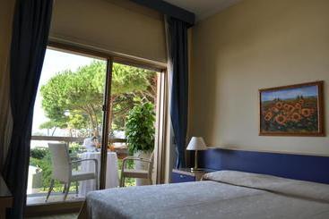 Grand Hotel La Playa