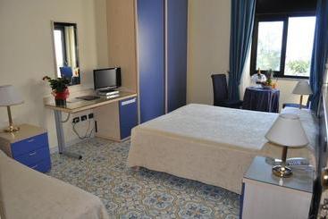 Grand Hotel La Playa