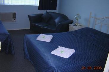 هتل Jubilee Motor Inn