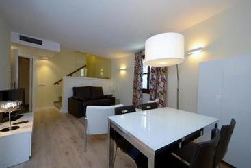 Apartamentos El Palacete De Ainsa