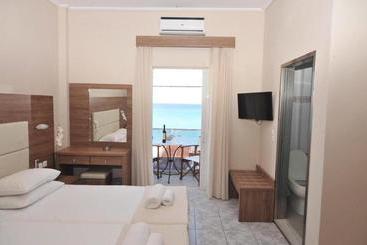 Sydney Hotel