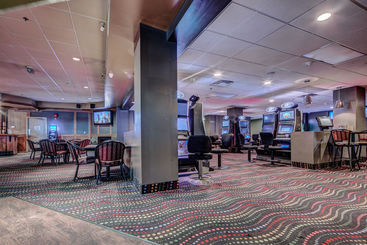 هتل Sands Inn & Suites