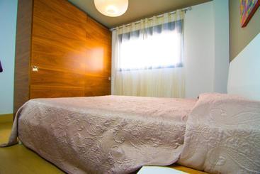 Apartamentos 16:9 Suites Almería