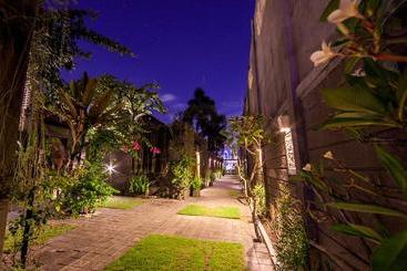 Bugan Villas