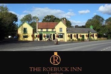 Hotel The Roebuck Inn
