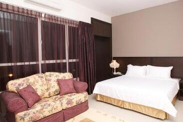فندق Cherengin Hills Convention & Spa Resort
