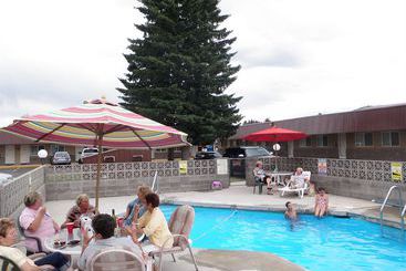 Rainbow Motel