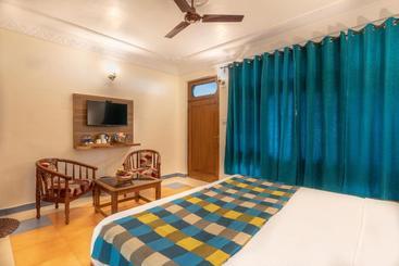 Himgiri Resorts N Spa