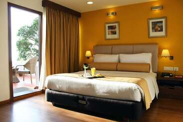 هتل Sterling Yercaud