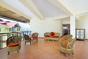 هتل Summit Newa Regency