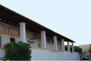 Level Houses