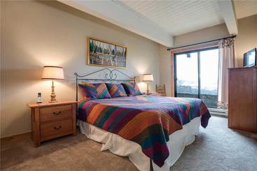 Storm Meadows Club A Condominiums  Ca111